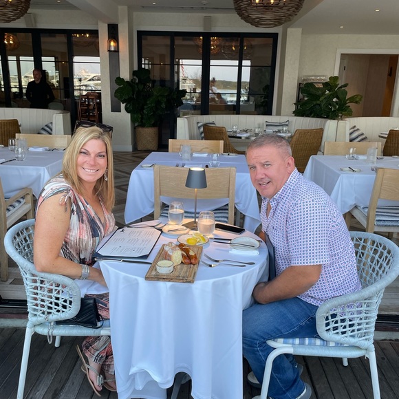 Meet your Posher, Stephanie ๐๐ - Picture 7 of 10